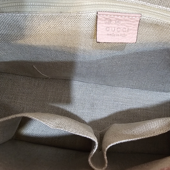 GUCCI  DOLLAR CALFSKIN INTERLOCKING G  TOTE_BEIGE_MEDIUM_ - Picture 9 of 17